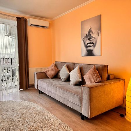 Apartaments Sichovyh Strilciv 68a Iwano-Frankiwsk Exterior foto