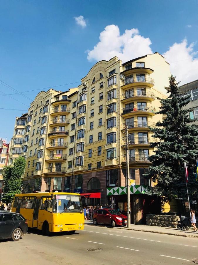 Apartaments Sichovyh Strilciv 68a Iwano-Frankiwsk Exterior foto