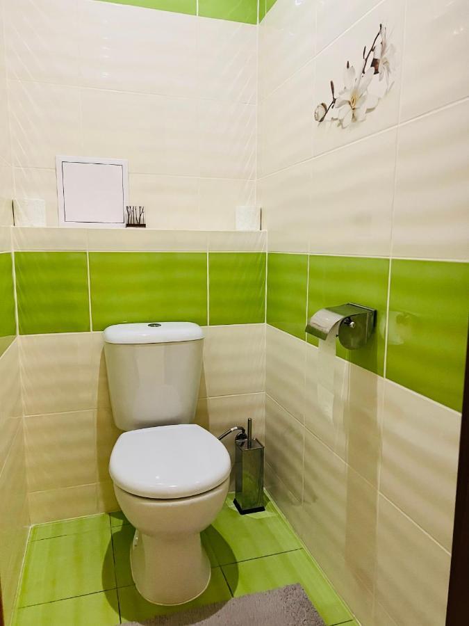 Apartaments Sichovyh Strilciv 68a Iwano-Frankiwsk Exterior foto