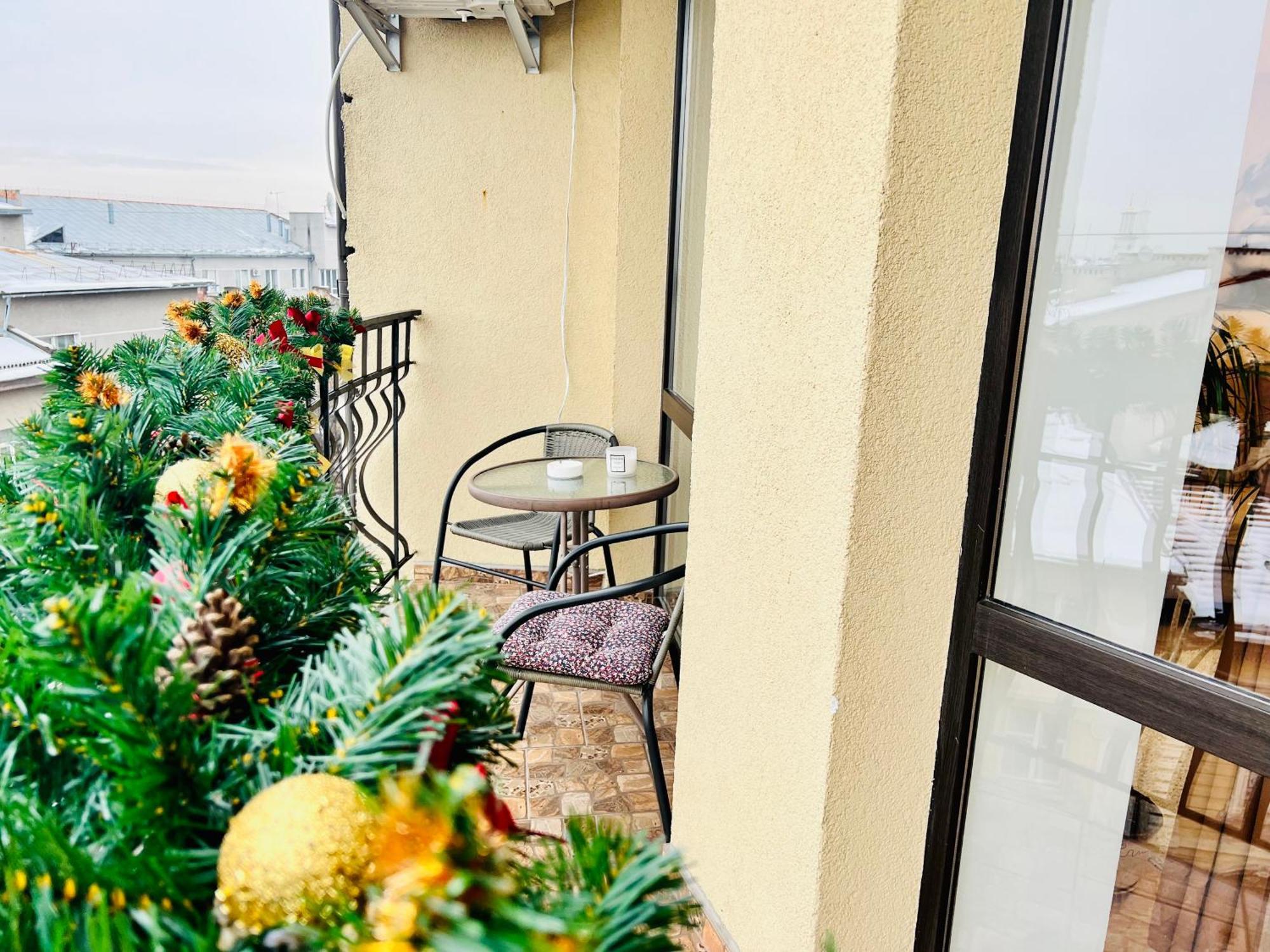Apartaments Sichovyh Strilciv 68a Iwano-Frankiwsk Exterior foto